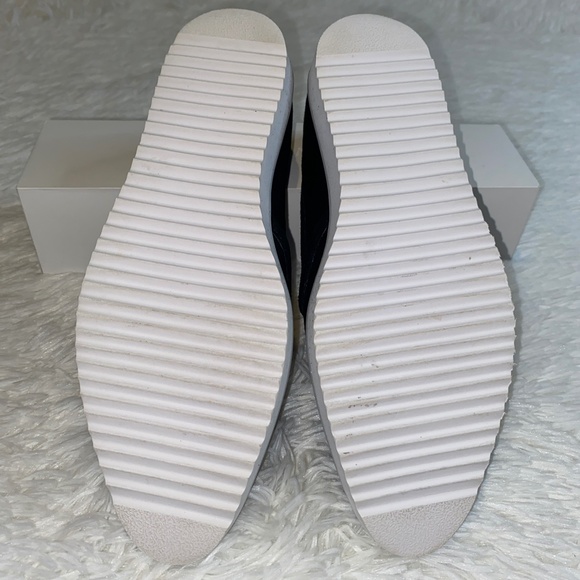 NWOT Karl Lagerfeld CYRA Suede Black Loafers SZ 6 - Picture 5 of 5